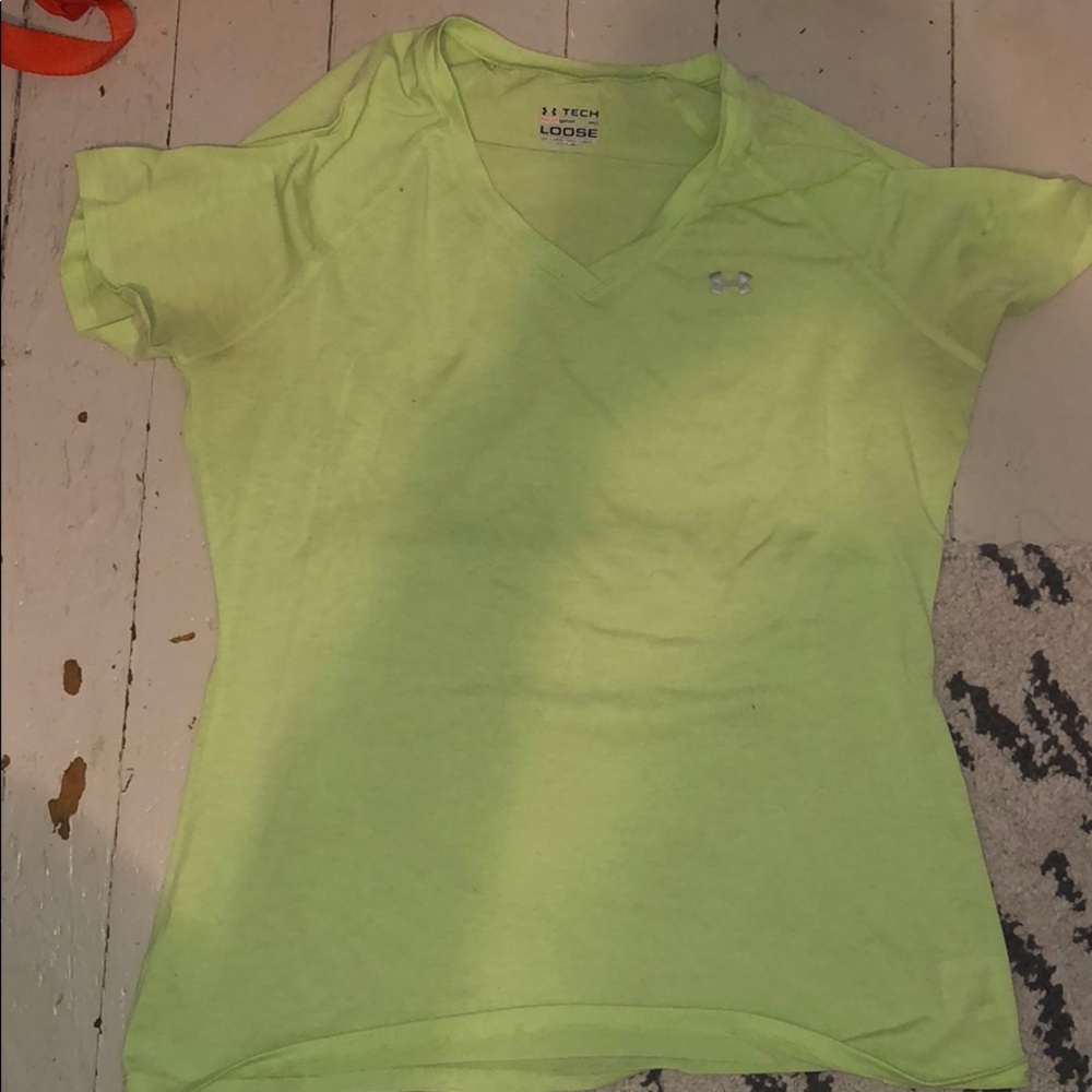 Under armor tech Tshirt!